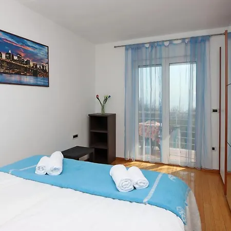 Starry Night - Smart Tv, Extra Big Bed, Big Bathtub, Private Parking, Sea View, Wifi, 2bedrooms * Volosko